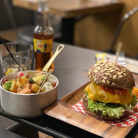 Chick's Burger Bar